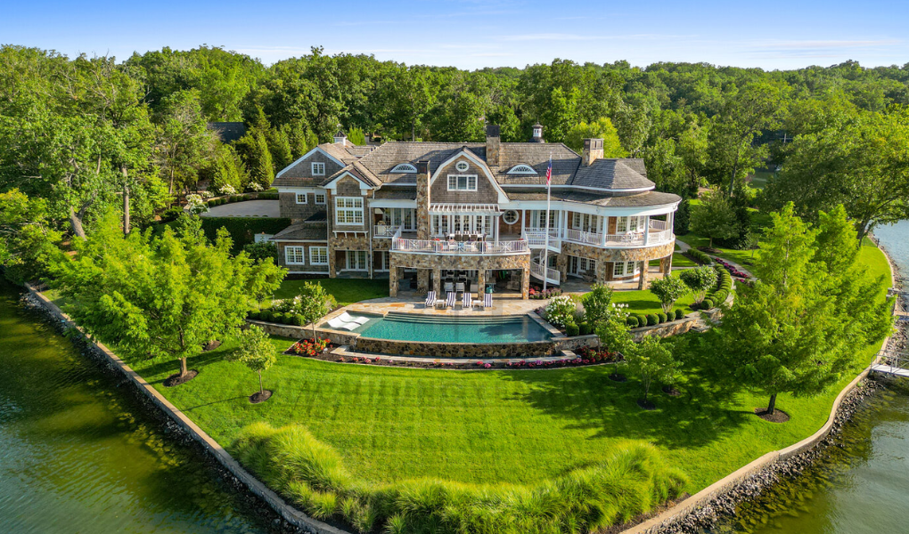 Luxury Mansion by Lake